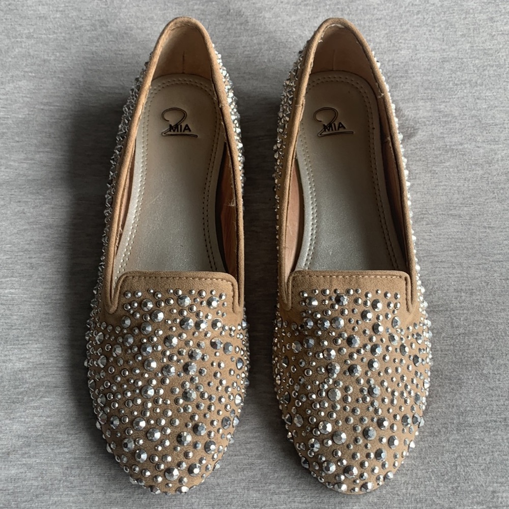 Women’s Flats Shoes - Picture 3 of 5